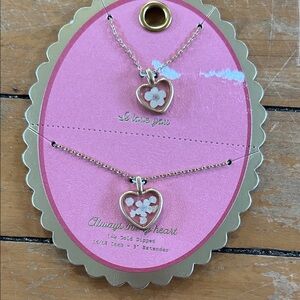 NWT Gold Heart Pendant Necklace Set